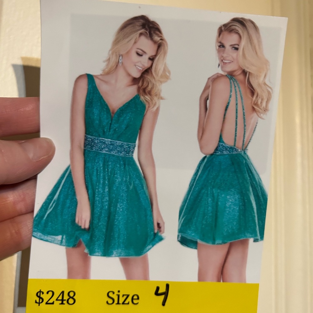 Size 4 Rachel Allen formal dress